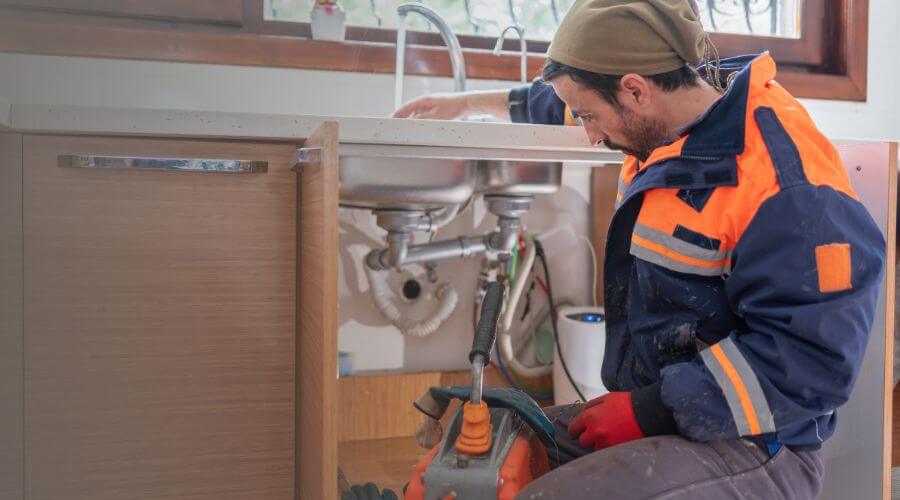 Local expert plumbing services in Port Neches, TX